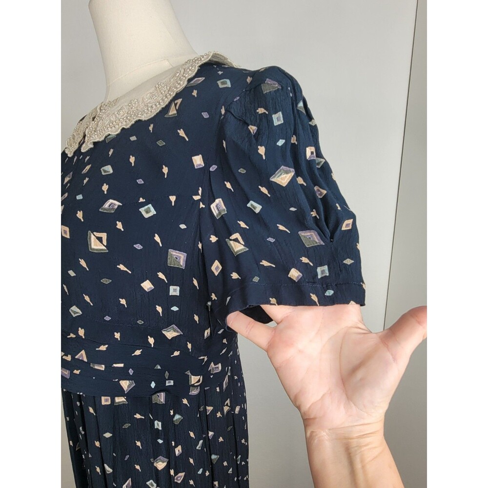 Karin Stevens Navy Vtg Geometric Print Midi Dress Lace Collar Beaded Vintage 10 - Picture 16 of 16